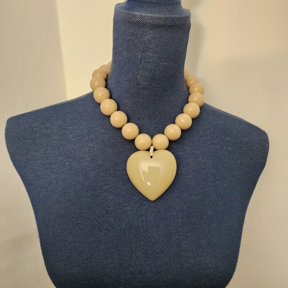 Statement Chunky Taupe Bead Necklace with Heart Pendant - Picture 7 of 8